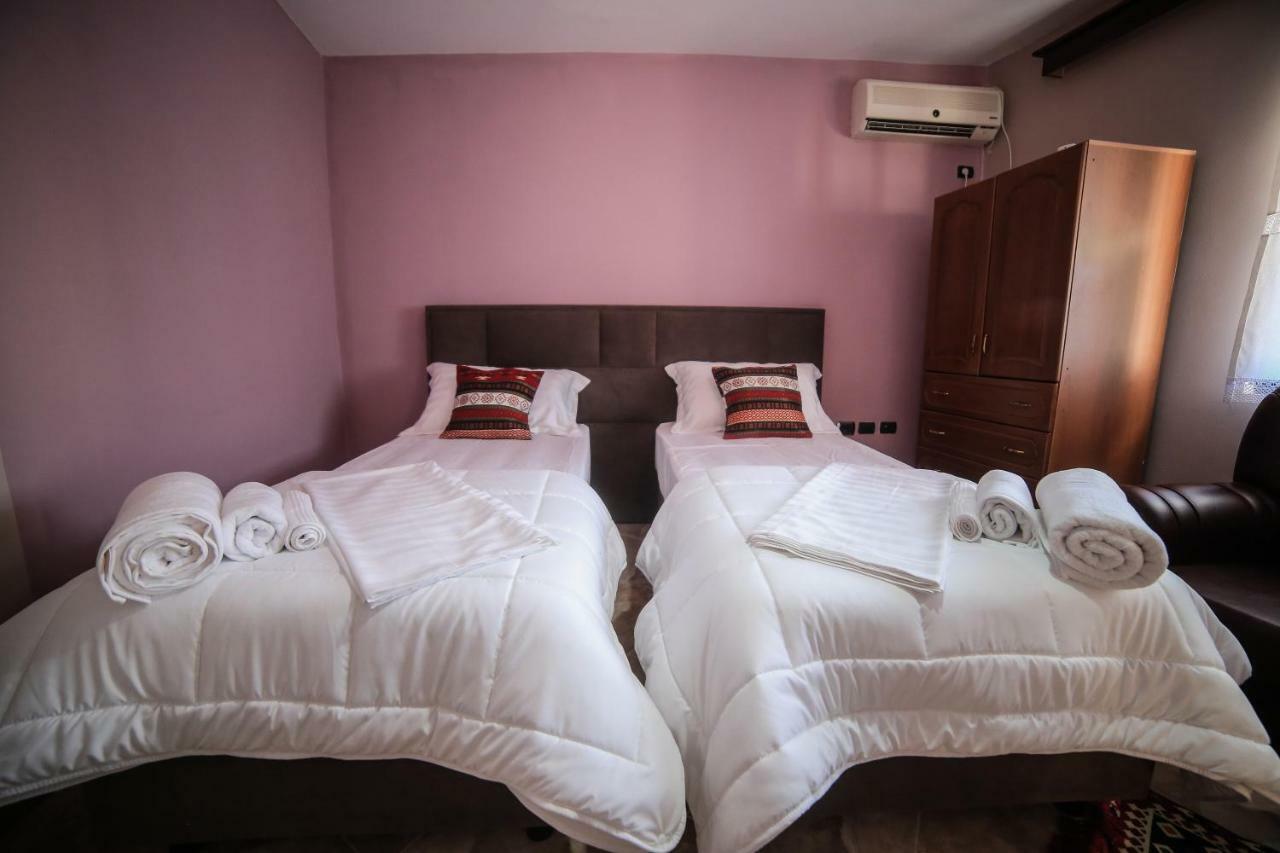 Kaloshi Villa Kruja Kültér fotó