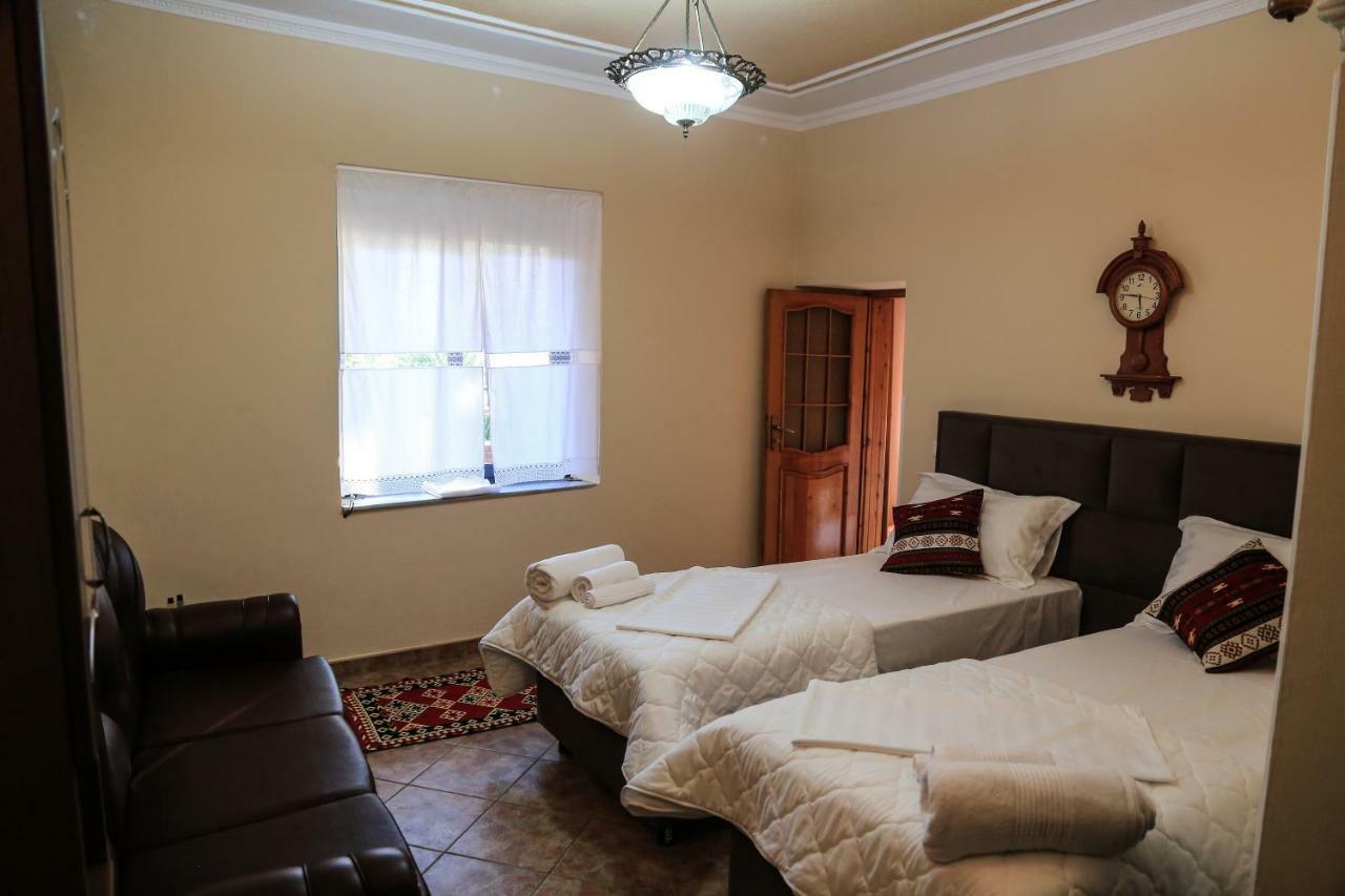 Kaloshi Villa Kruja Kültér fotó