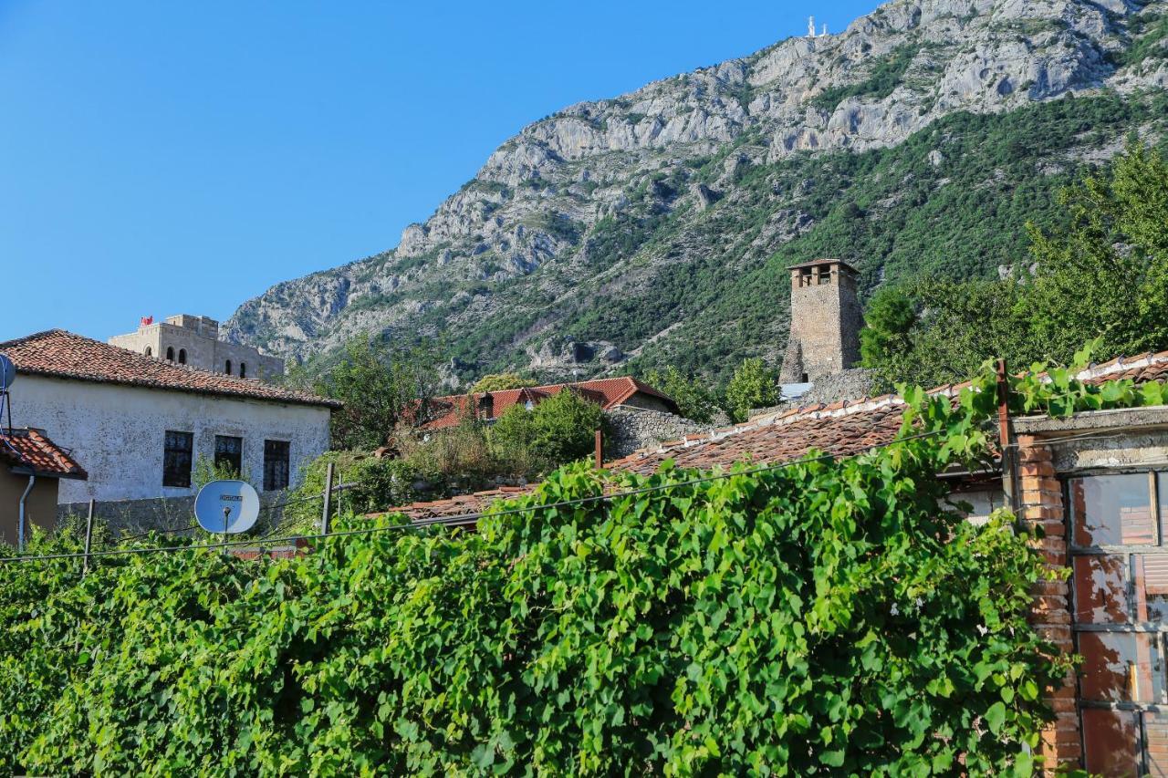 Kaloshi Villa Kruja Kültér fotó