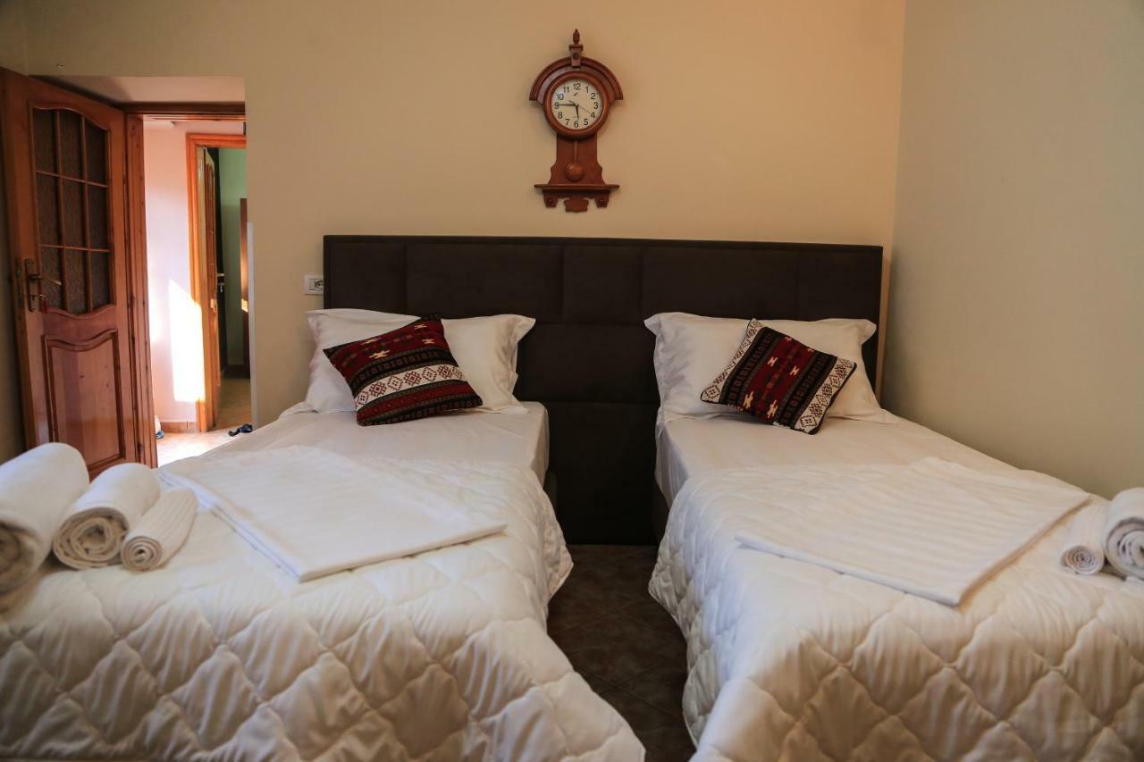 Kaloshi Villa Kruja Kültér fotó